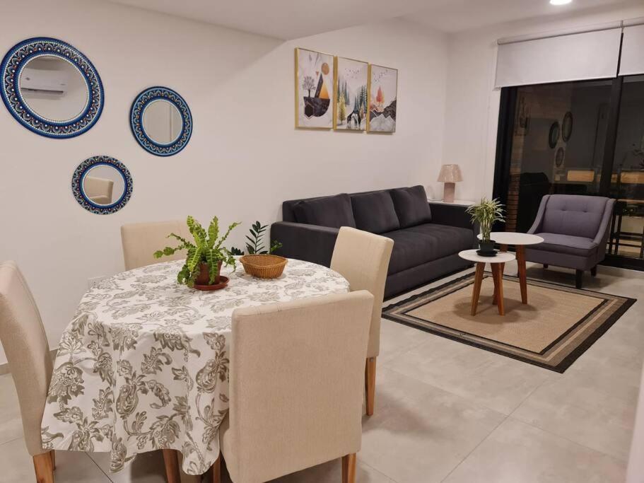 Cerca De Shopping Mariscal Lopez Appartement Asuncion Buitenkant foto